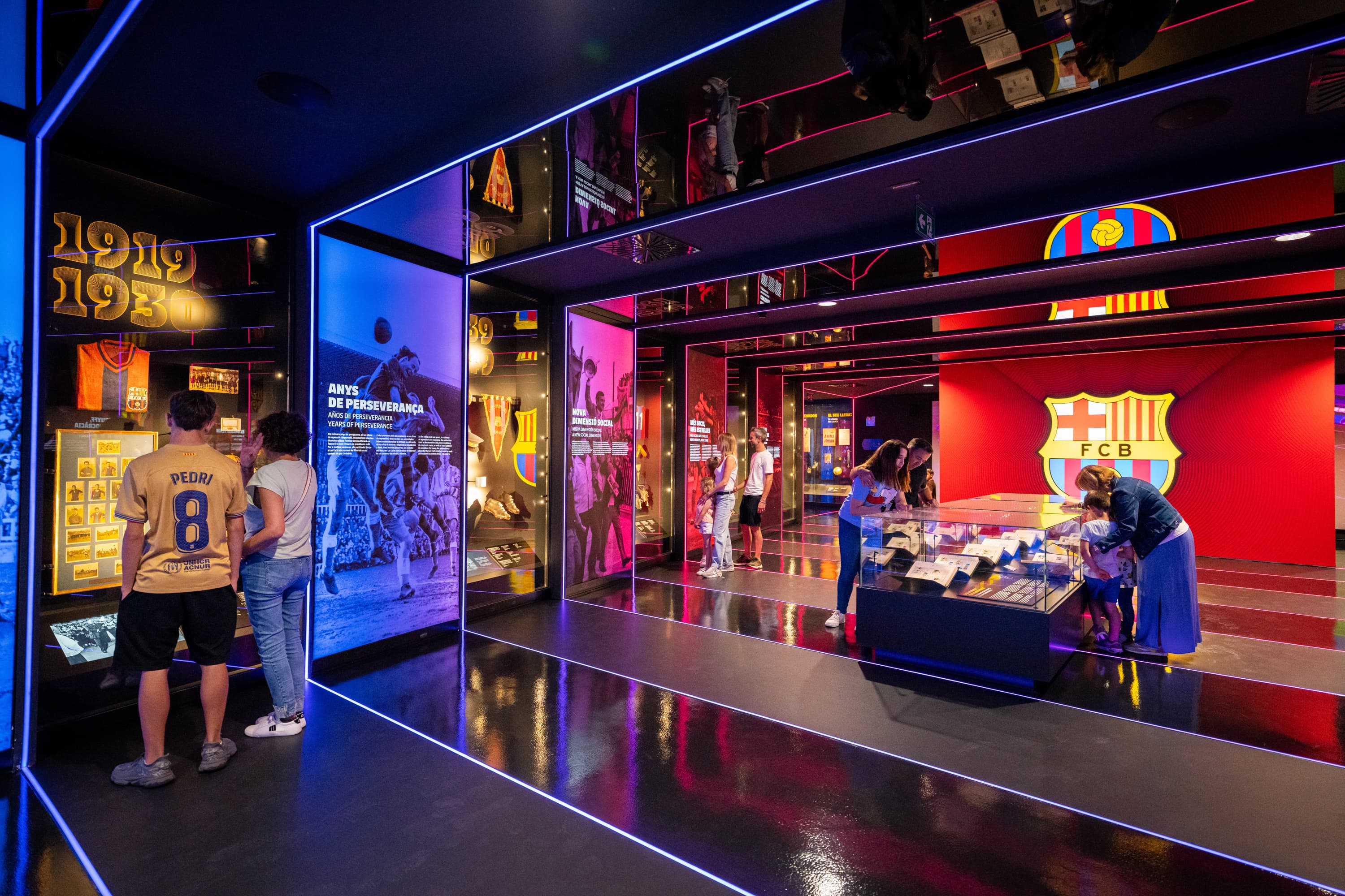 Visita libre al Barça Immersive Tour