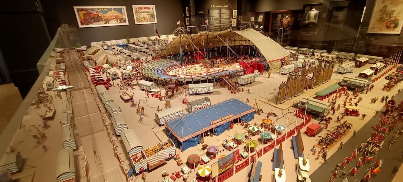 Visita a Circusland, el Palau Internacional del Circ a Besalú