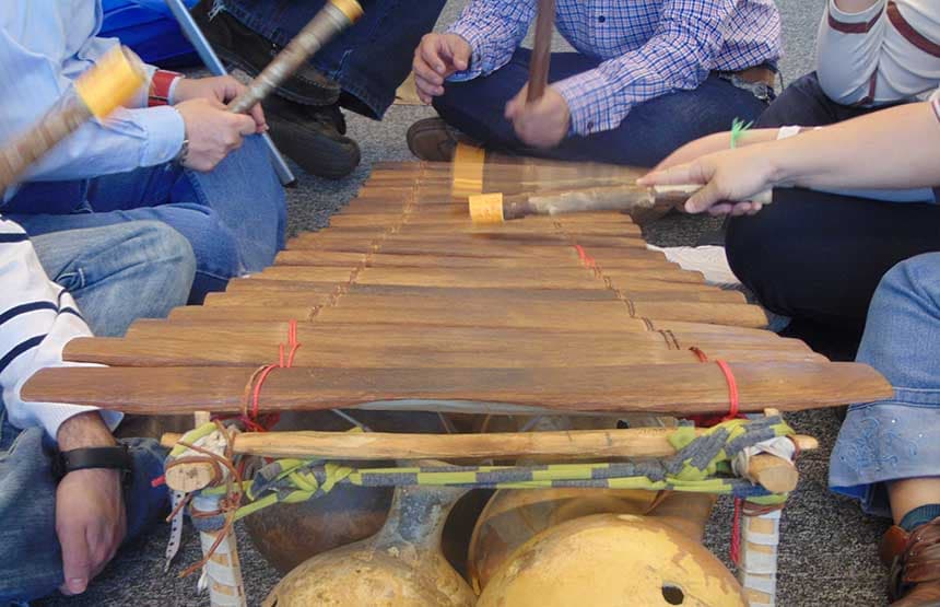 ESCOLTA LA NOSTRA MÚSICA!