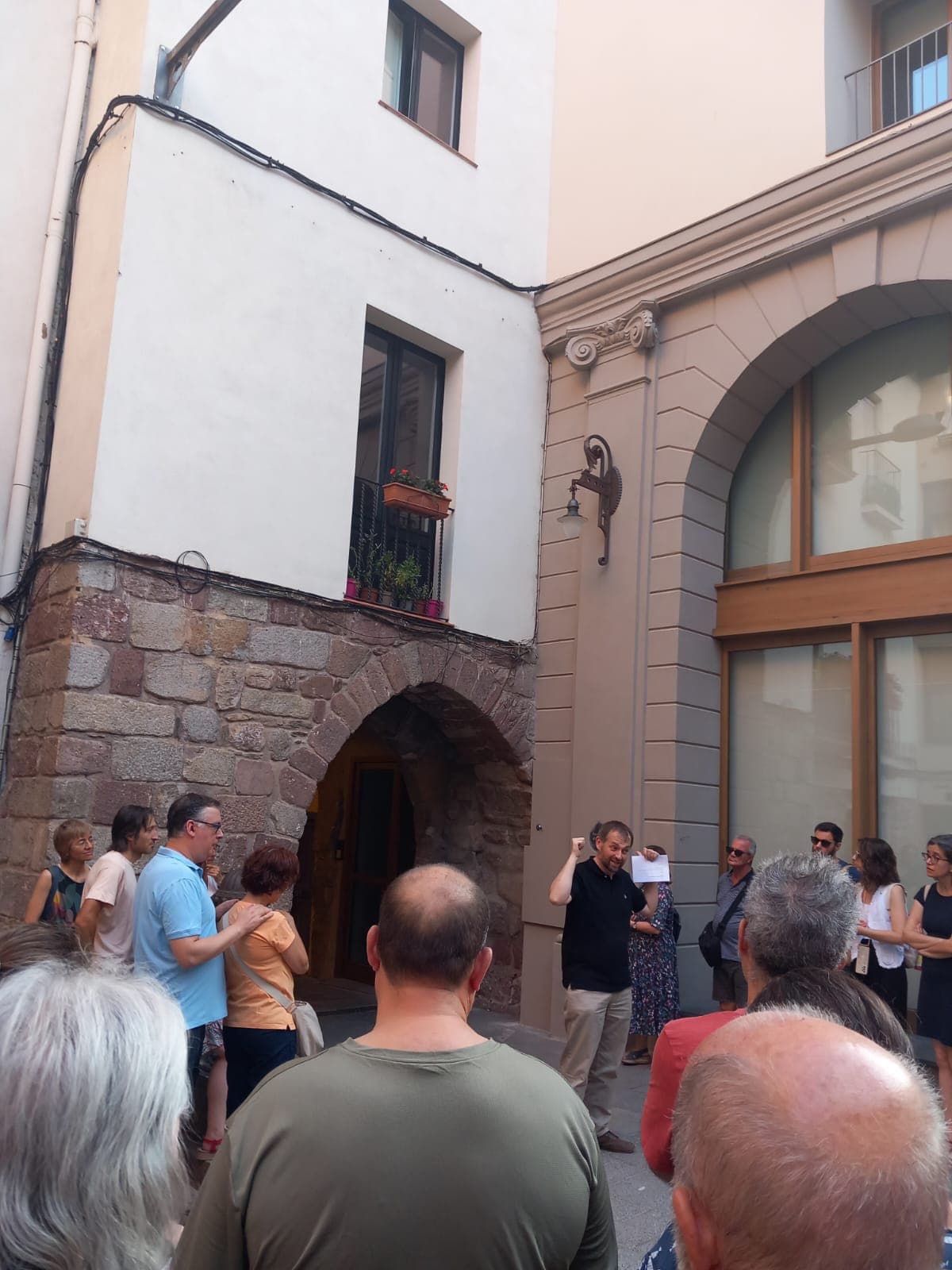 ‘El carrer major i les seves 6 places històriques’