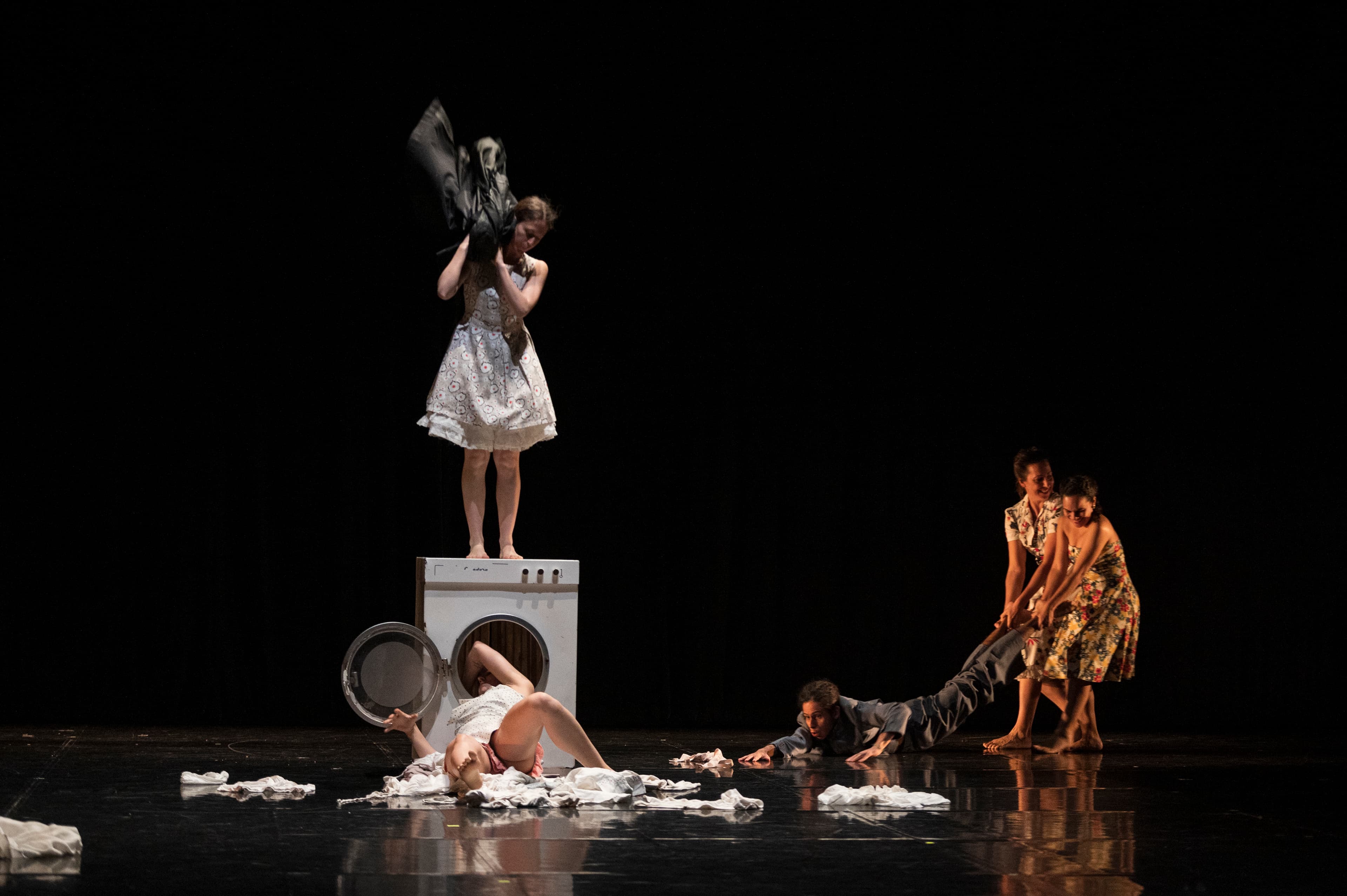 MOSTRA OBERTA dels tallers d'Escenificació Coreogràfica del Conservatori Superior de Dansa (CSD)