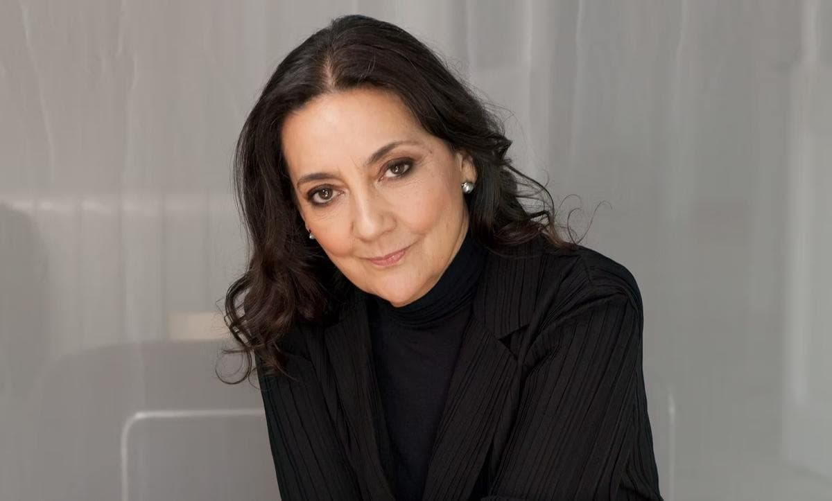 Sira Hernández, piano