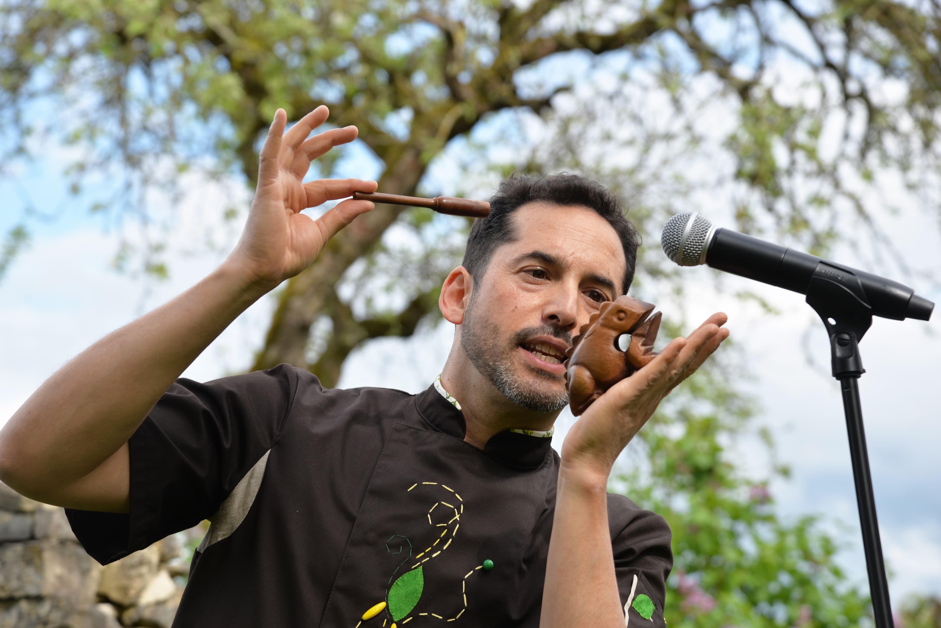 iTo, el jardinero musical