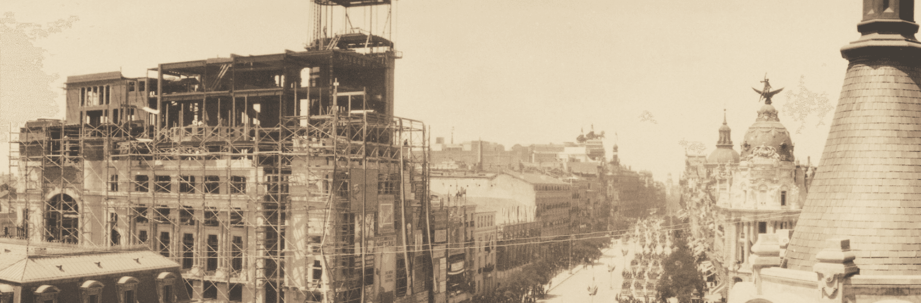La casa de las artes. Abierta desde 1926 + Visita a la Azotea