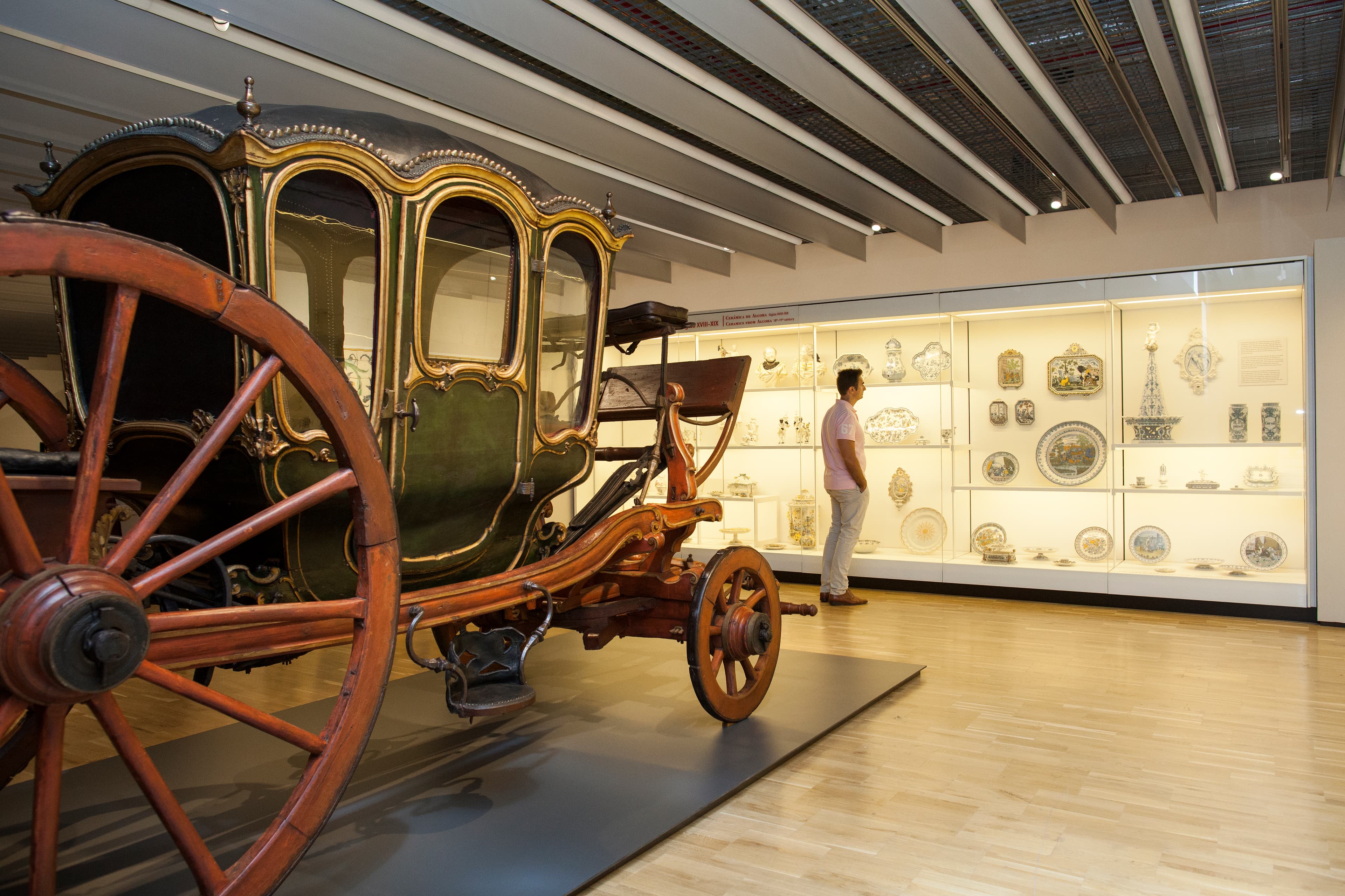 Visita guiada a l'exposició Extraordinàries! Col·leccions d'arts decoratives (segle III-XiX)
